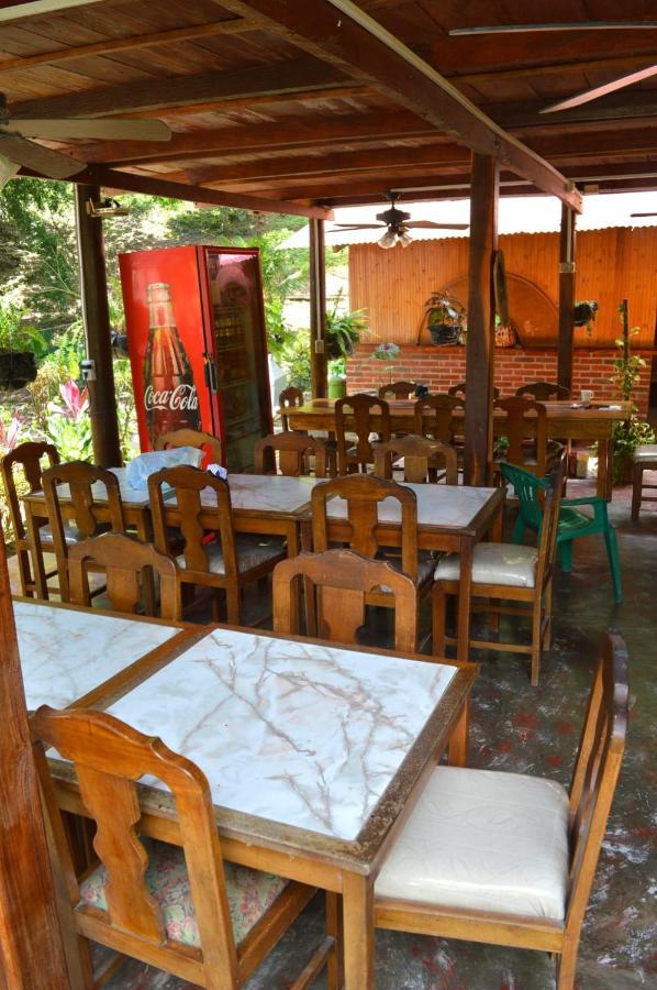 Ecohostal Palmares Del Rio Guachaca Bagian luar foto