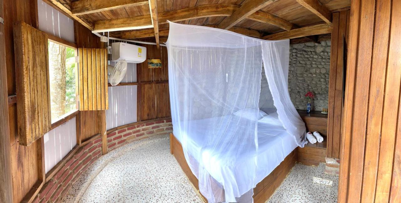 Ecohostal Palmares Del Rio Guachaca Bagian luar foto